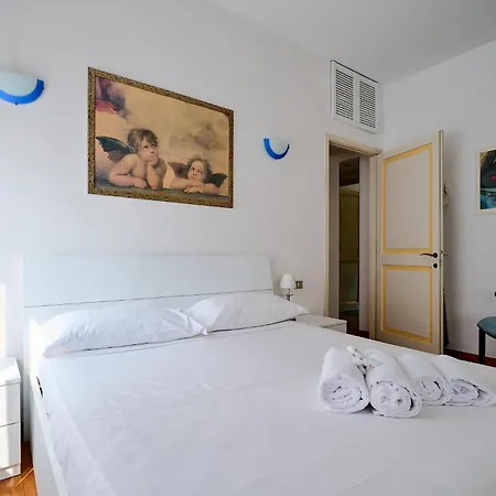 Xenia - Cozy Near Porta Romana
