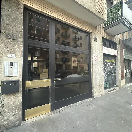 Xenia - Cozy Near Porta Romana
